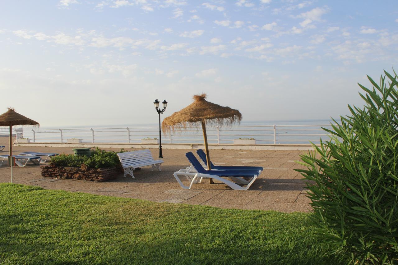 Castillo Santa Clara Estudio Con Vistas Laterales Al Mar Torremolinos Bagian luar foto